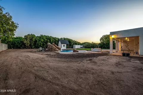 Exterior - 2565 E Queen Creek Rd, Gilbert, AZ 85297 photo 6 of 50