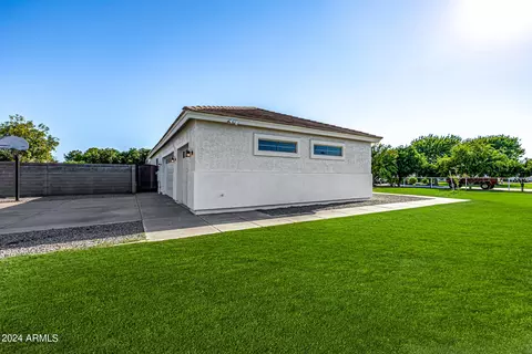 Exterior - 2565 E Queen Creek Rd, Gilbert, AZ 85297 photo 49 of 50