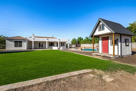 Exterior - 2565 E Queen Creek Rd, Gilbert, AZ 85297 photo 29 of 50