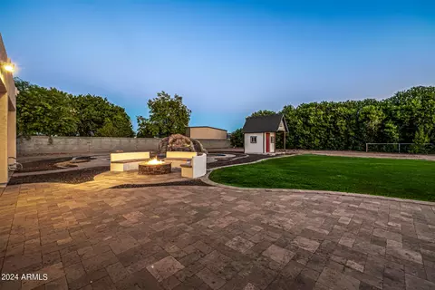 Exterior - 2565 E Queen Creek Rd, Gilbert, AZ 85297 photo 13 of 50