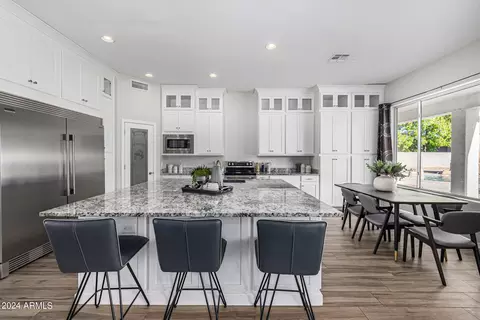 Kitchen - 2565 E Queen Creek Rd, Gilbert, AZ 85297 photo 3 of 8