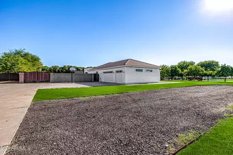 Exterior - 2565 E Queen Creek Rd, Gilbert, AZ 85297 photo 47 of 50