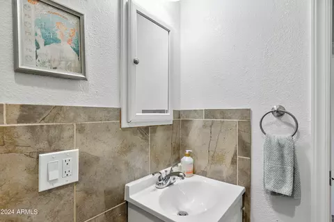 414 W Kerry Ln, Phoenix, AZ 85027 photo 21