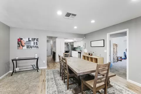 414 W Kerry Ln, Phoenix, AZ 85027 photo 10