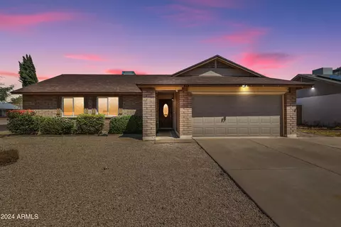 414 W Kerry Ln, Phoenix, AZ 85027 photo 2