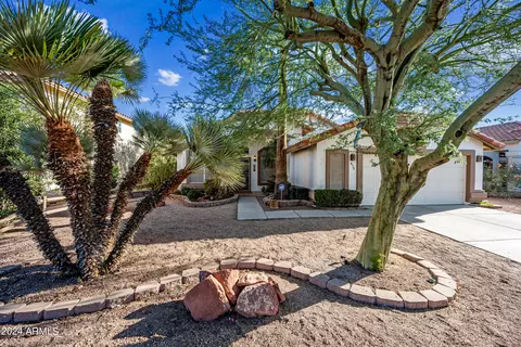 473 W Smoke Tree Rd, Gilbert, AZ 85233 photo 2