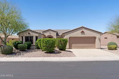 18458 N Red Mountain Way, Surprise, AZ 85374