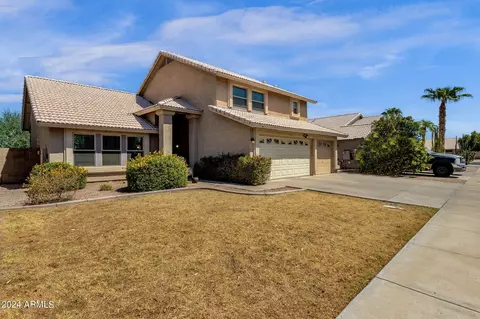 532 W Century Ave, Gilbert, AZ 85233