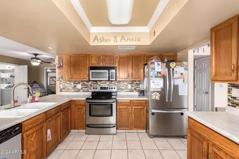 246 E Hemlock Ave, Gilbert, AZ 85234 photo 9