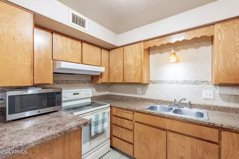419 S Cardinal Dr, Apache Junction, AZ 85120 photo 6