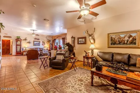 Living - 844 E Desert Dr, Globe, AZ 85501 photo 4 of 4