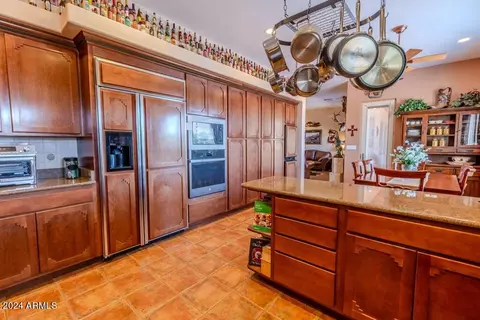 Kitchen - 844 E Desert Dr, Globe, AZ 85501 photo 3 of 4