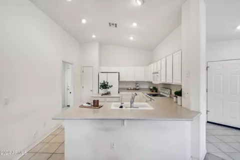 4631 E Alfalfa Dr, Gilbert, AZ 85298 photo 11