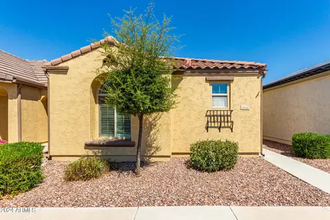 8960 W Nicolet Ave, Glendale, AZ 85305