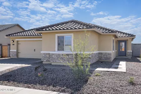 571 W Crowned Dove Trl, Casa Grande, AZ 85122