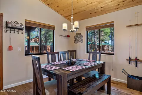 2708 High Pine Loop, Overgaard, AZ 85933 photo 9