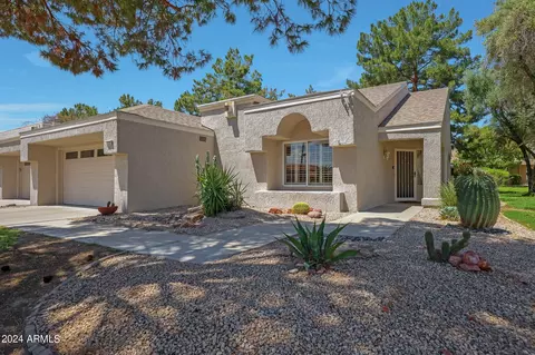 13818 W Greenview Dr, Sun City West, AZ 85375