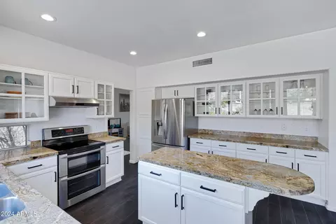 1016 E Mountain Sage Dr, Phoenix, AZ 85048 photo 12