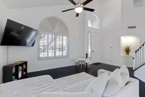 1016 E Mountain Sage Dr, Phoenix, AZ 85048 photo 7