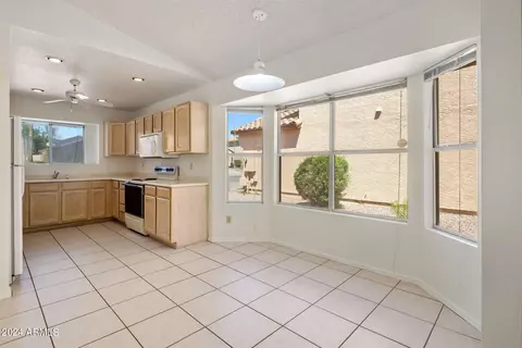 3003 E Muirwood Dr, Phoenix, AZ 85048 photo 8