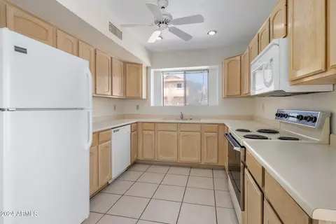 3003 E Muirwood Dr, Phoenix, AZ 85048 photo 10