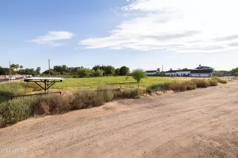 142 E __ E Appleby Rd #-, Chandler, AZ 85286 photo 8