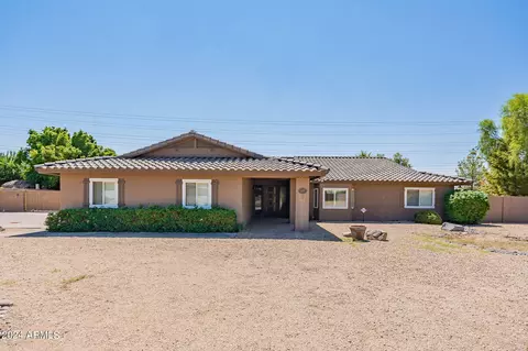 5121 W Whispering Wind Dr, Glendale, AZ 85310