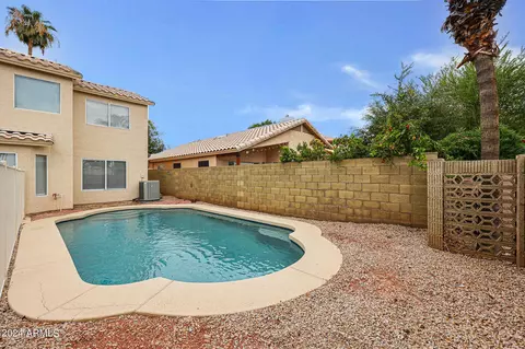 4502 E Bannock St, Phoenix, AZ 85044 photo 2