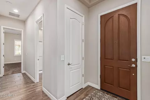 Entry Way - 4535 E Walter Way, Phoenix, AZ 85050 photo 1 of 3