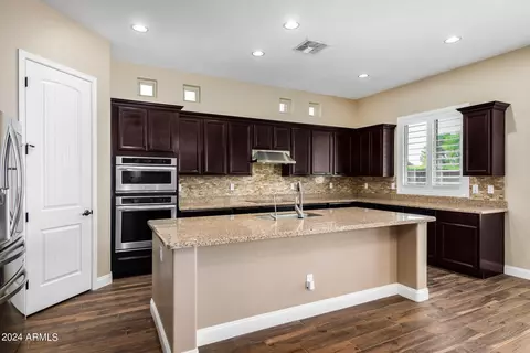 Kitchen - 2982 E Derringer Way, Gilbert, AZ 85297 photo 4 of 4