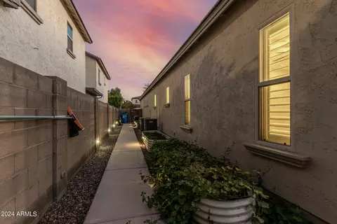 Entry Way - 2982 E Derringer Way, Gilbert, AZ 85297 photo 3 of 3