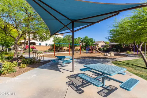 View/Area - 2982 E Derringer Way, Gilbert, AZ 85297 photo 9 of 11