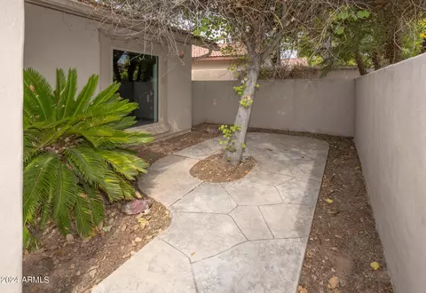 Exterior - 1065 E Sandpiper Dr, Tempe, AZ 85283 photo 12 of 21