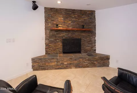 Living - 1065 E Sandpiper Dr, Tempe, AZ 85283 photo 5 of 6