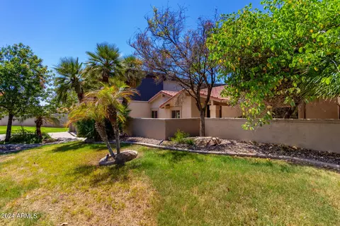 Exterior - 1065 E Sandpiper Dr, Tempe, AZ 85283 photo 3 of 21