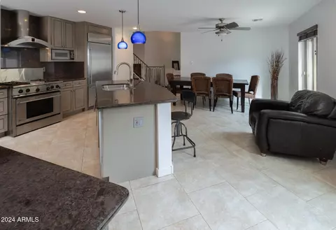 Kitchen - 1065 E Sandpiper Dr, Tempe, AZ 85283 photo 7 of 7
