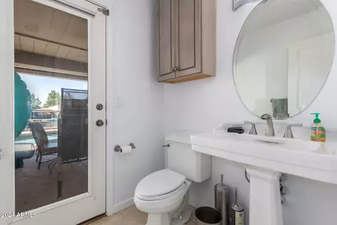 Bath - 1065 E Sandpiper Dr, Tempe, AZ 85283 photo 5 of 5