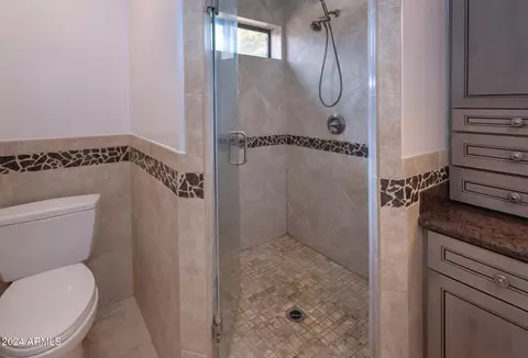 Bath - 1065 E Sandpiper Dr, Tempe, AZ 85283 photo 2 of 5