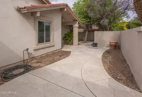 Exterior - 1065 E Sandpiper Dr, Tempe, AZ 85283 photo 10 of 21