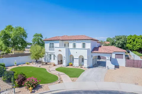 7294 W Softwind Dr, Peoria, AZ 85383