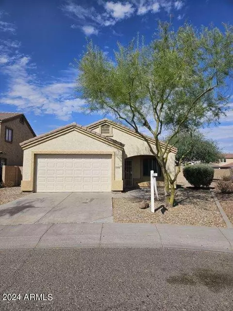 7204 S 56th Ln, Laveen, AZ 85339
