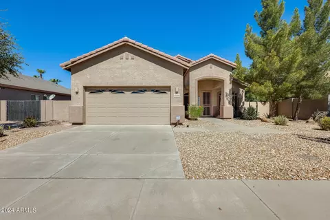 43410 W Oakland Ct, Maricopa, AZ 85138