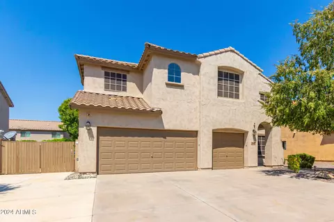 780 E Kapasi Ln, San Tan Valley, AZ 85140