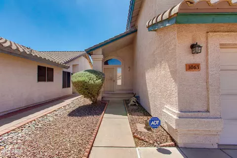 3063 Escuda Rd, Phoenix, AZ 85050 photo 3