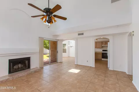 3063 Escuda Rd, Phoenix, AZ 85050 photo 4