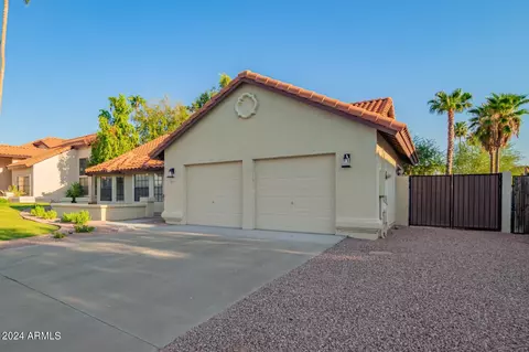 5749 E Fox St, Mesa, AZ 85205 photo 2