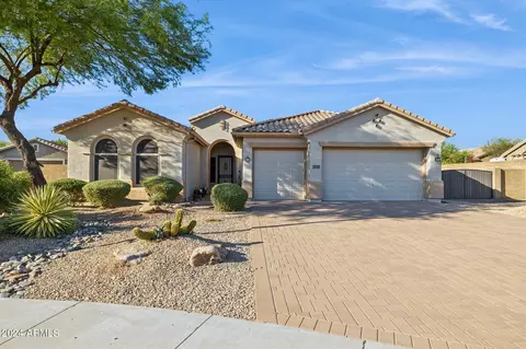 4722 W Silva Dr, Phoenix, AZ 85087