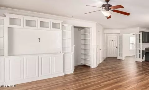 915 W Desert Canyon Dr, San Tan Valley, AZ 85143