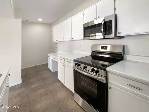 Kitchen - 2134 E Broadway Rd #1019, Tempe, AZ 85282 photo 3 of 3