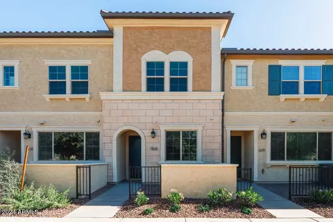 2630 S Equestrian Dr #103, Gilbert, AZ 85295